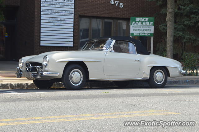 Other Vintage spotted in Summit, New Jersey