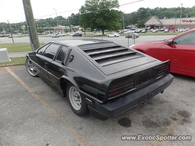 Lotus Esprit spotted in Chattanooga, Tennessee