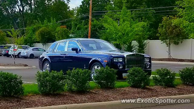 Rolls-Royce Phantom spotted in Gahanna, Ohio