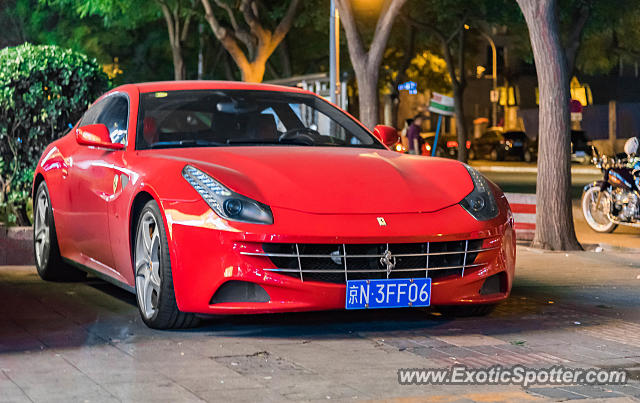Ferrari FF spotted in Beijing, China