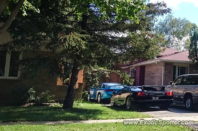 Lamborghini Diablo spotted in London, Ontario, Canada