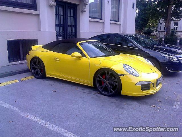 Porsche 911 spotted in Zagreb, Croatia
