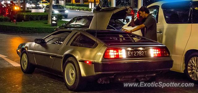 DeLorean DMC-12 spotted in Singapore, Singapore
