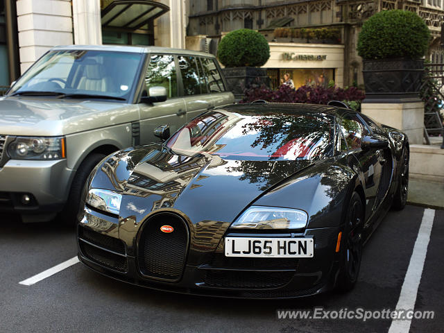 Bugatti Veyron spotted in London, United Kingdom