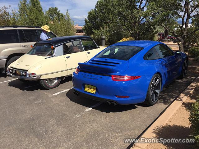Porsche 911 spotted in Santa Fe, New Mexico