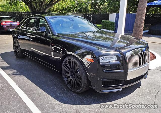 Rolls-Royce Ghost spotted in Ft. Lauderdale, Florida