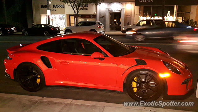 Porsche 911 GT3 spotted in Beverly Hills, United States