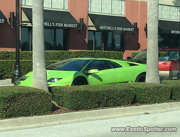 Lamborghini Diablo spotted in Jacksonville, Florida
