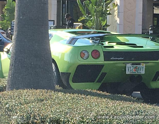 Lamborghini Diablo spotted in Jacksonville, Florida