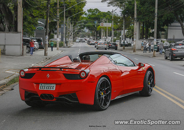 Ferrari 458 Italia spotted in São Paulo, Brazil