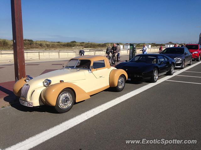 Ferrari 328 spotted in Heist, Belgium