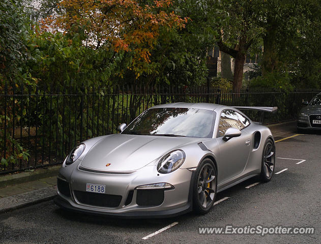 Porsche 911 GT3 spotted in London, United Kingdom