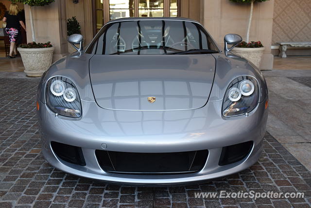 Porsche Carrera GT spotted in Beverly Hills, California