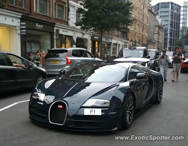 Bugatti Veyron spotted in London, United Kingdom