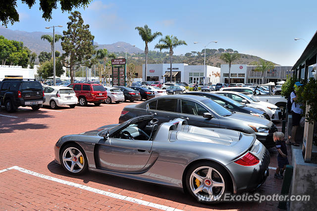 Porsche Carrera GT spotted in Malibu, California