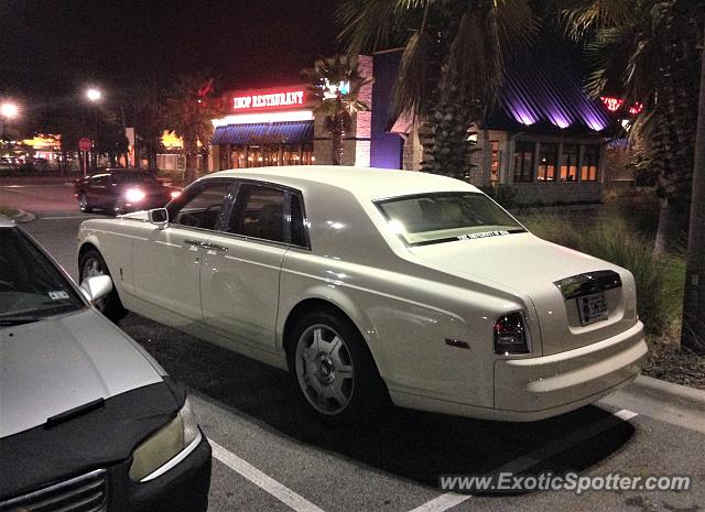 Rolls-Royce Phantom spotted in Daytona Beach, Florida