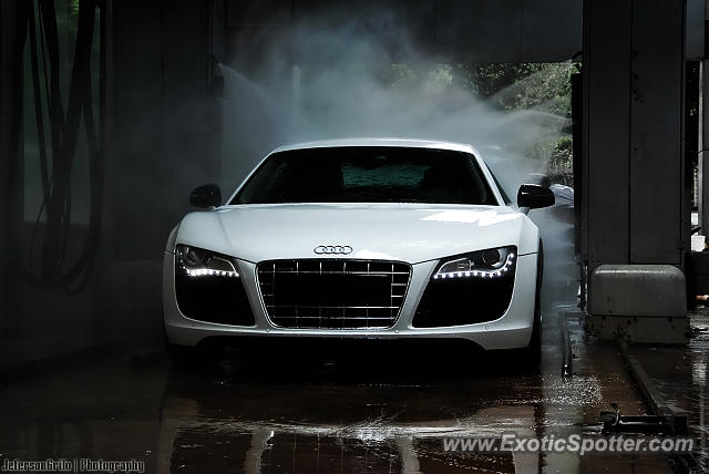 Audi R8 spotted in São Paulo, Brazil