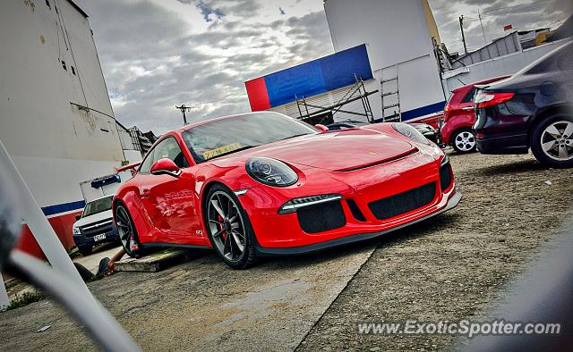 Porsche 911 GT3 spotted in Bogota, Colombia