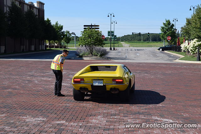 DeTomaso Pantera2 spotted in South Barrington, Illinois