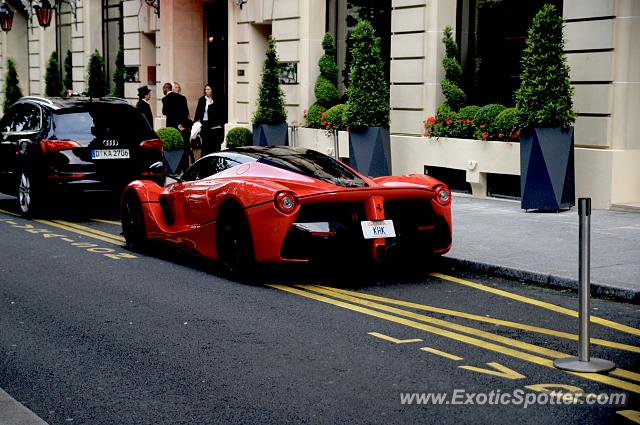 Ferrari LaFerrari spotted in Paris, France