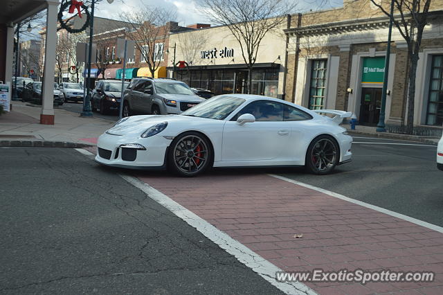 Porsche 911 GT3 spotted in Summit, New Jersey