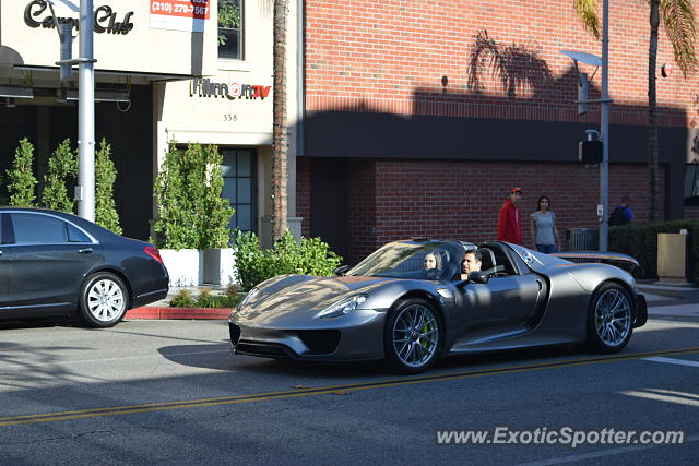 Porsche 918 Spyder spotted in Pasadena, United States