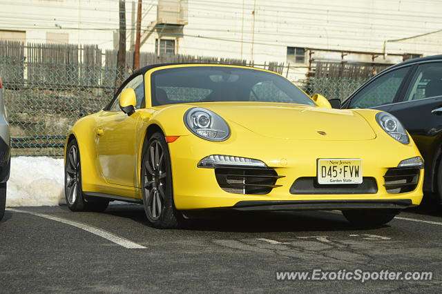 Porsche 911 spotted in Summit, New Jersey