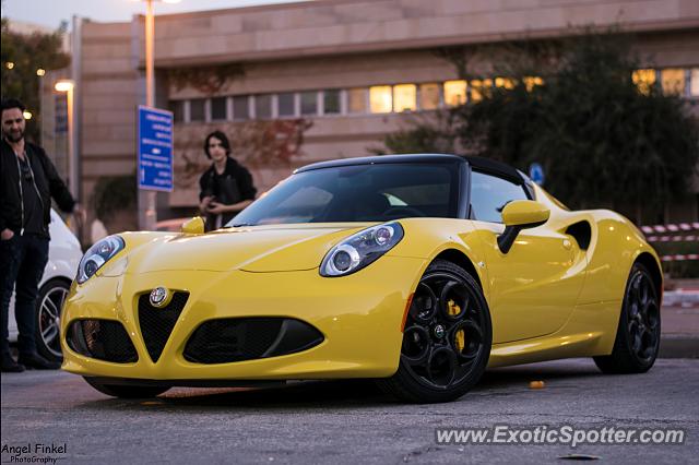 Alfa Romeo 4C spotted in Tel Aviv, Israel