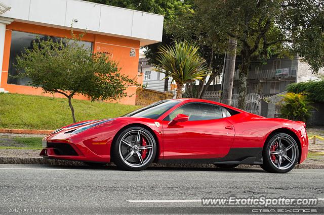 Ferrari 458 Italia spotted in Curitiba, PR, Brazil
