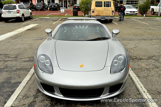 Porsche Carrera GT spotted in Malibu, California