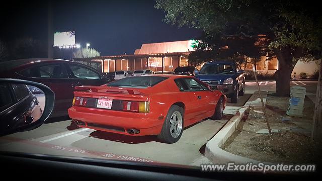 Lotus Esprit spotted in Grapevine, Texas