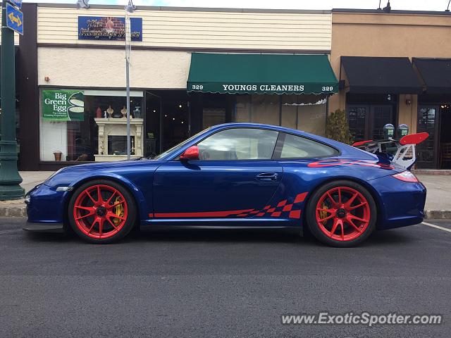 Porsche 911 GT3 spotted in Summit, New Jersey