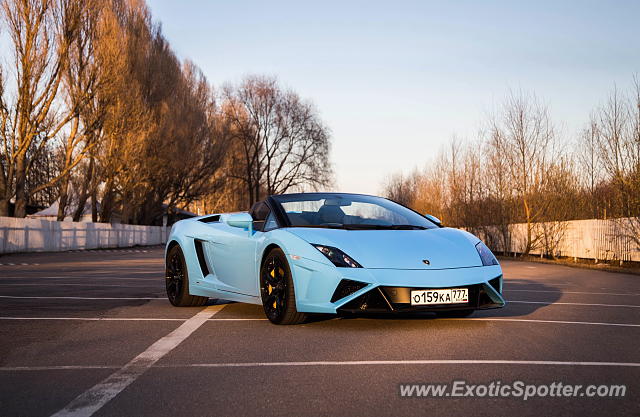 Lamborghini Gallardo spotted in Moscow, Russia