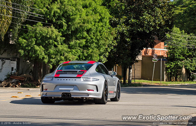 Porsche 911R spotted in São Paulo, SP, Brazil