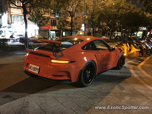 Porsche 911 GT3 spotted in Taipei, Taiwan