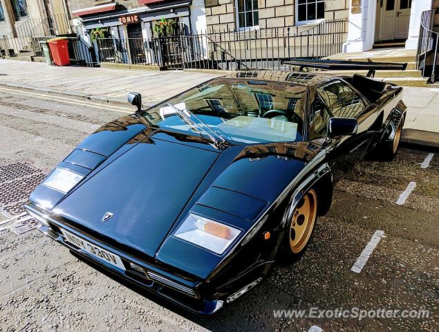 Lamborghini Countach spotted in Edinburgh, United Kingdom