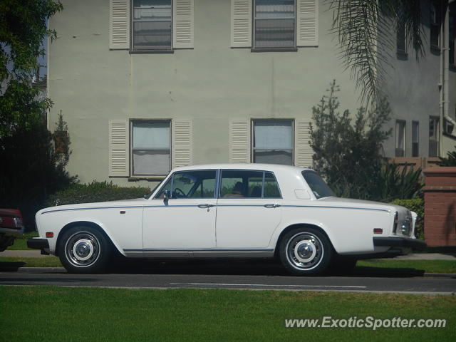 Rolls-Royce Silver Shadow spotted in Coranado, California