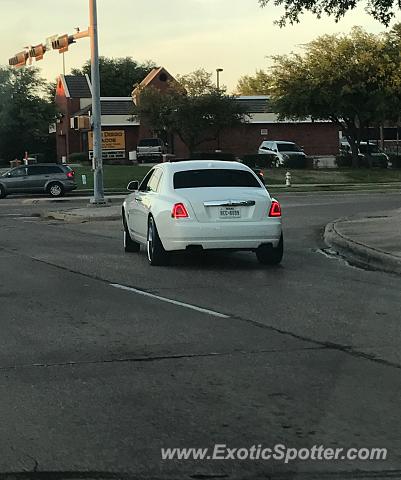 Rolls-Royce Ghost spotted in Irving, Texas