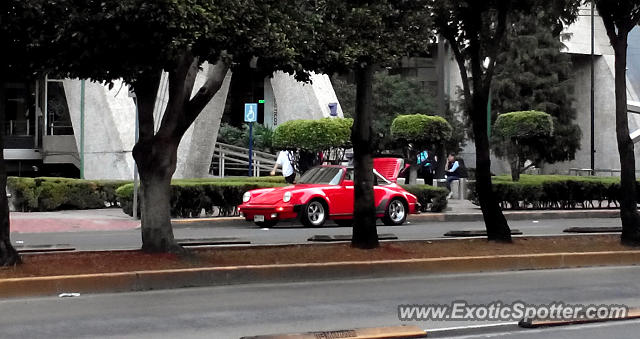 Porsche 911 spotted in Mexico City, Mexico