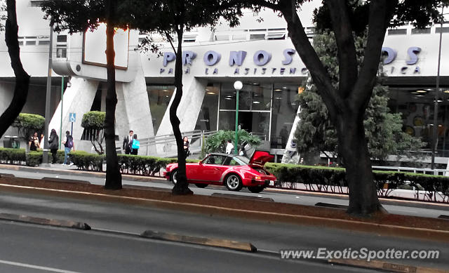 Porsche 911 spotted in Mexico City, Mexico