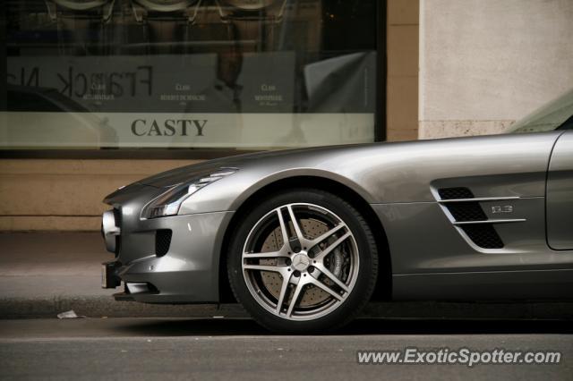 Mercedes SLS AMG spotted in Paris, France
