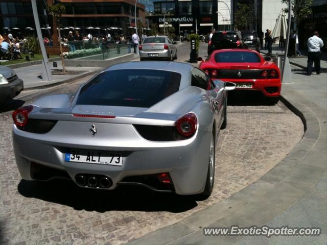 Ferrari 458 Italia spotted in Istanbul, Turkey