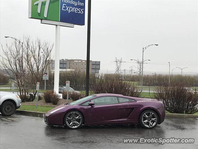 Lamborghini Gallardo spotted in St Foy Quebec, Canada