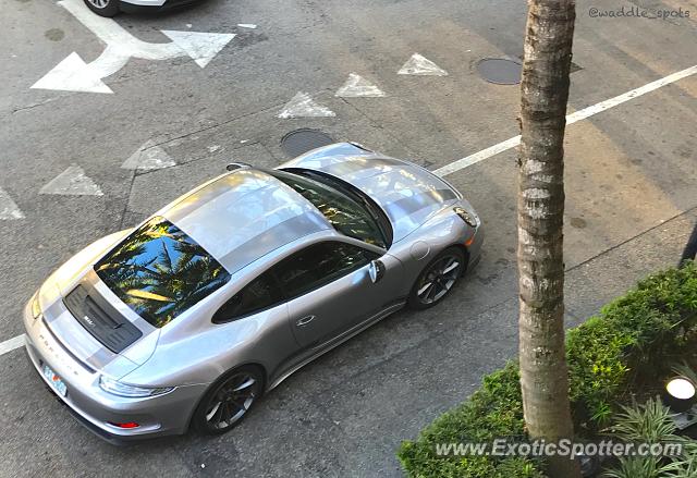 Porsche 911 GT3 spotted in Bal Harbour, Florida