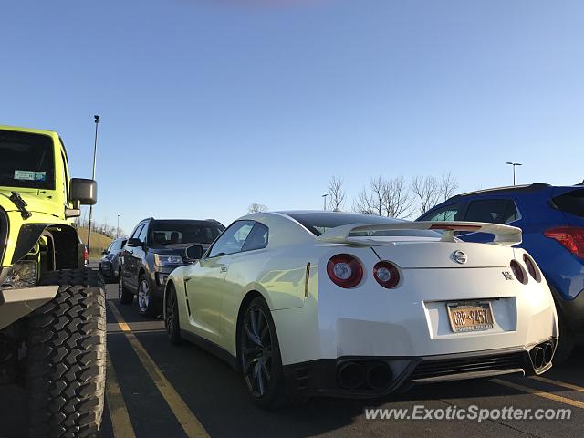 Nissan GT-R spotted in Tyre, New York