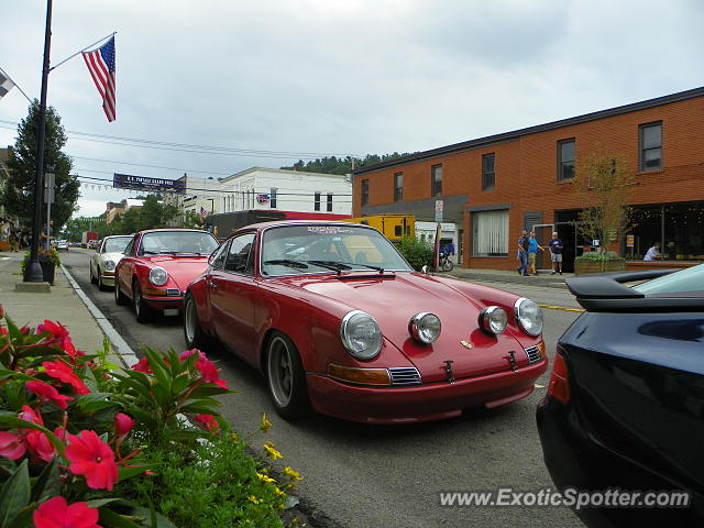 Porsche 911 spotted in Watkins Glen, New York