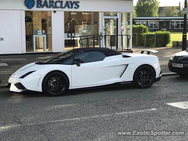 Lamborghini Gallardo spotted in Hale, United Kingdom