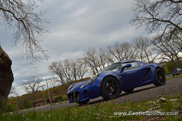 Lotus Elise spotted in Webster, New York