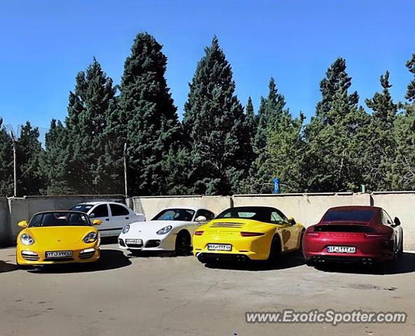 Porsche 911 spotted in Tehran, Iran
