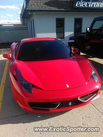 Ferrari 458 Italia spotted in Glendale heights, Illinois